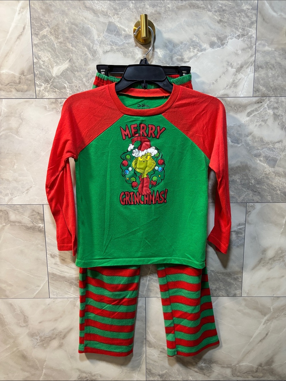 Dr. Seuss Green & Red Grinch 'Merry Grinchmas' Kids Pajama Set